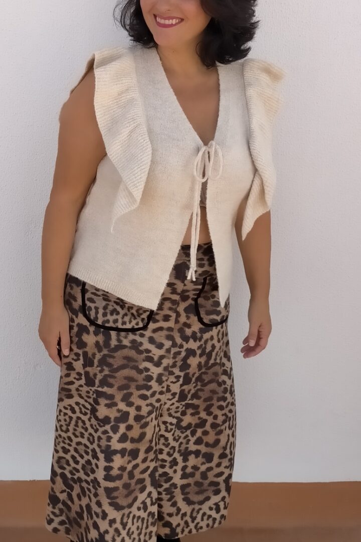 CHALEQUILLO DE LANA VOLANTE