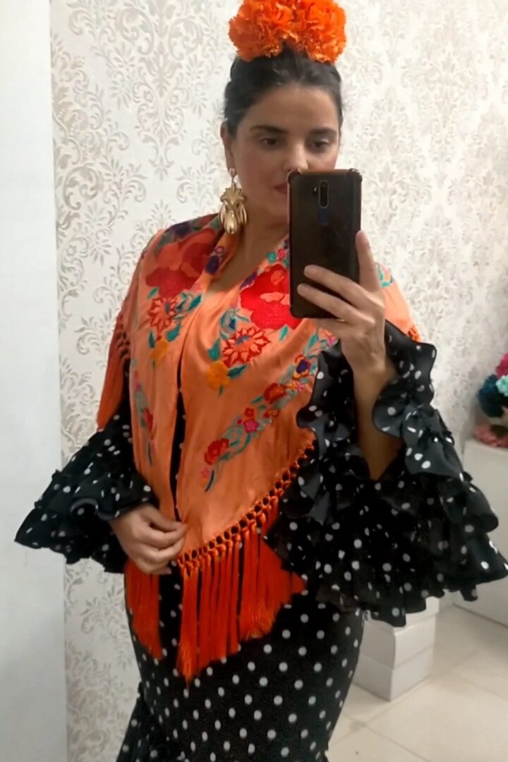 MANTÓN DALIA