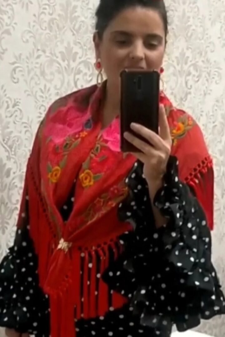 MANTÓN LIRIO