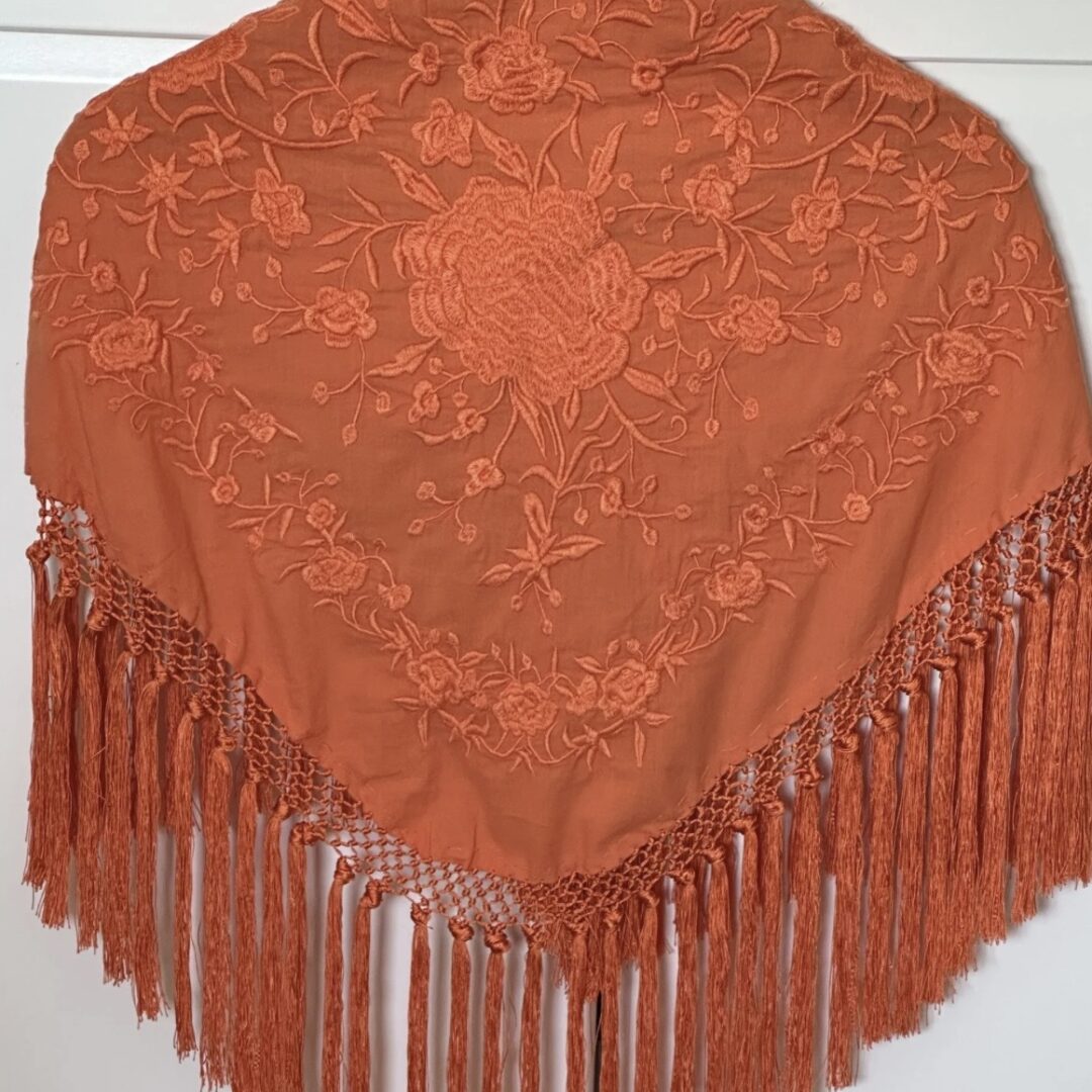 MANTÓN  MONOCOLOR COLECCIÓN BONITA